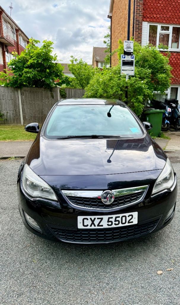 Vauxhall, ASTRA, Hatchback, 2011, Manual, 1598 (cc), 5 doors