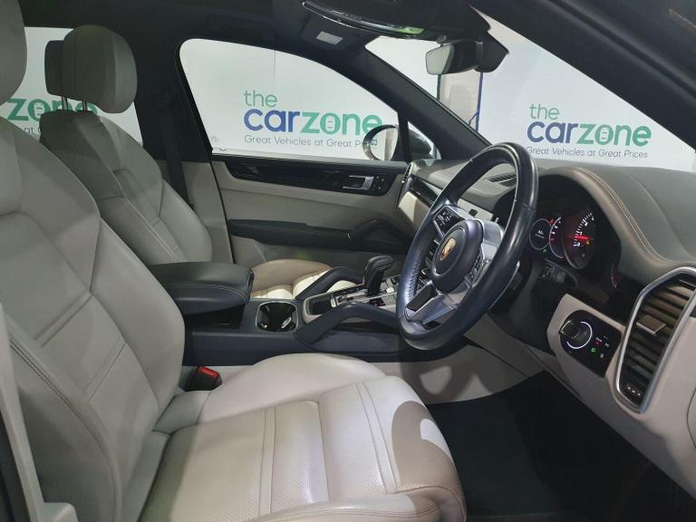 2019 Porsche Cayenne 3.0T V6 TiptronicS 4WD Euro 6 (s/s) 5dr ESTATE Petrol Automatic