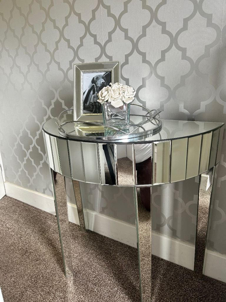 Michelle keegan Mirrored Console Table - Half Moon Design