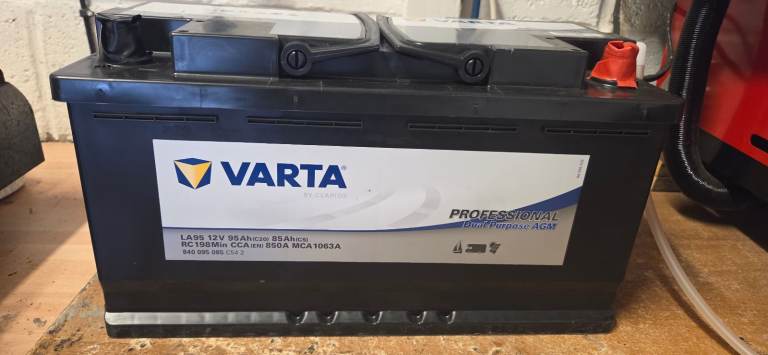 VARTA Professional dual purpose AGM LA 95Ah