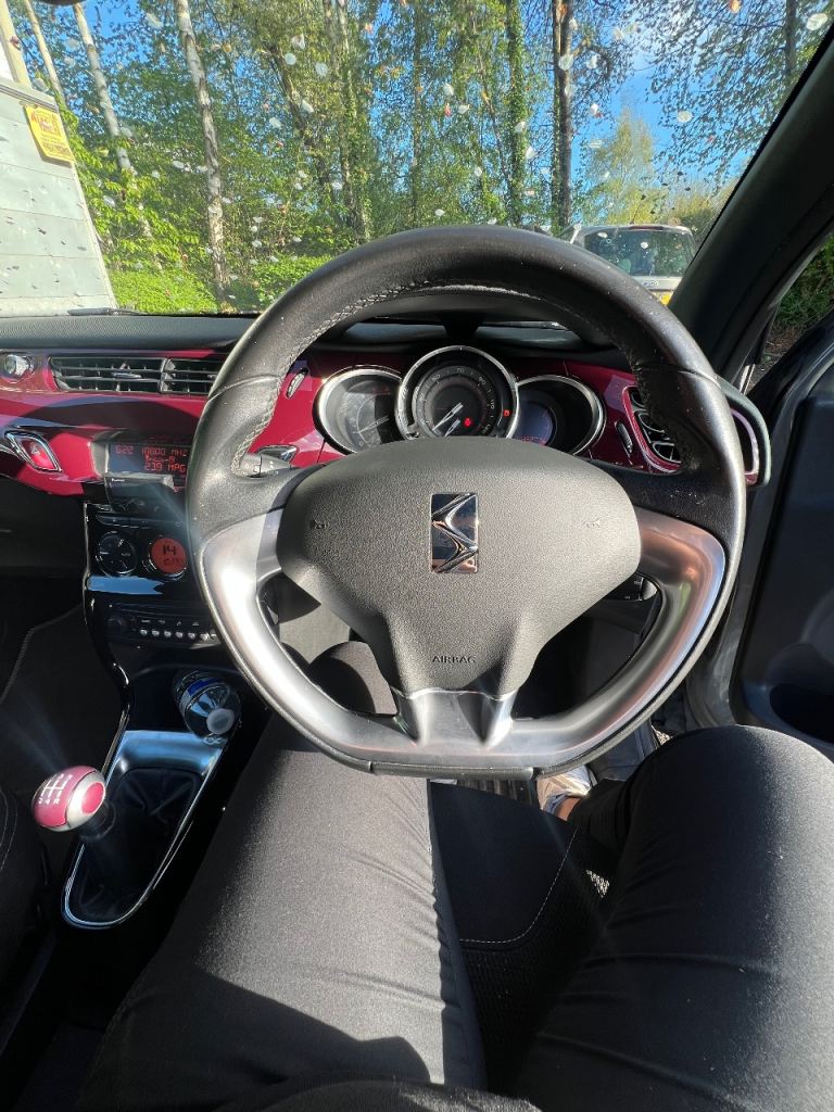 Citroen, DS3, Hatchback, 2011, Manual, 1560 (cc), 3 doors