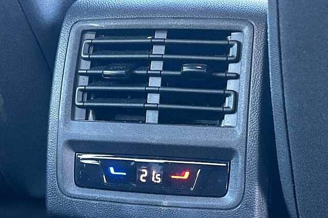 2022 Volkswagen Golf 1.5 eTSI 150 Style 5dr DSG Estate Petrol Automatic