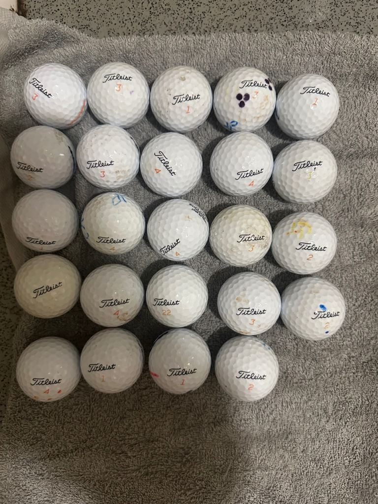 Titleist velocity golf balls 