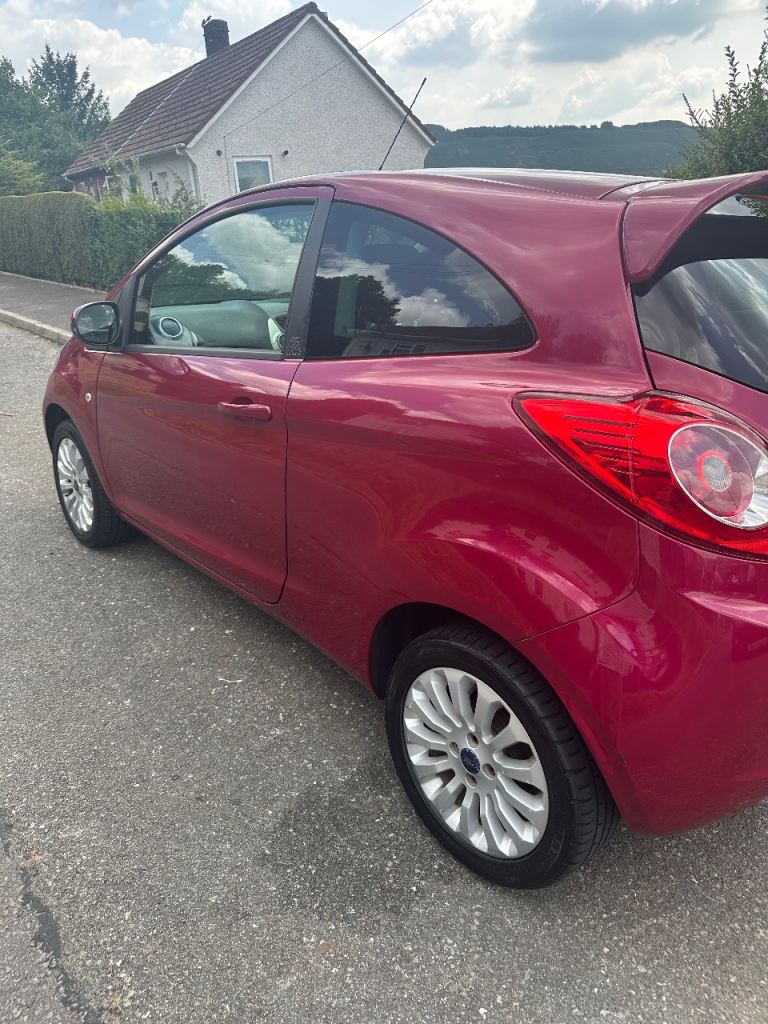 Ford, KA, Hatchback, 2013, Manual, 1242 (cc), 3 doors