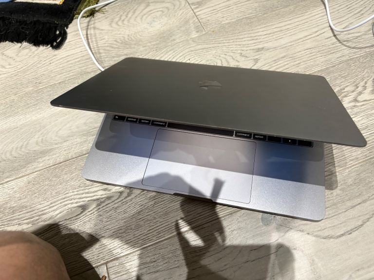 image for CAN HAND DELIVER, MACBOOK PRO 2019 13” LAPTOP I7, 16GB RAM, 512 GB EXCELLENT CONDITION,FULL WORKING