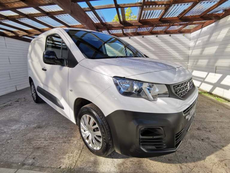 2022 Peugeot Partner 1.5 BlueHDi 1000 Professional Premium Panel Van Diesel Manual