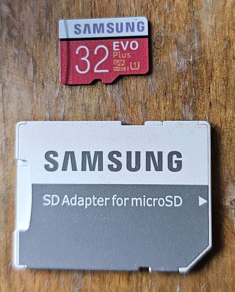 Samsung 32GB MicroSD Card with SD Adapter – Good Condition
