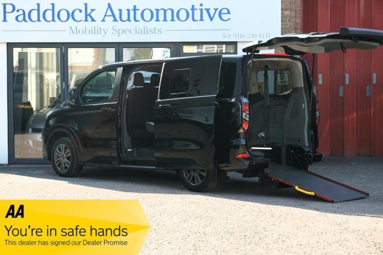 Ford Tourneo Custom 320 TITANIUM ECOBLUE, Automatic, Disabled, Wheelchair