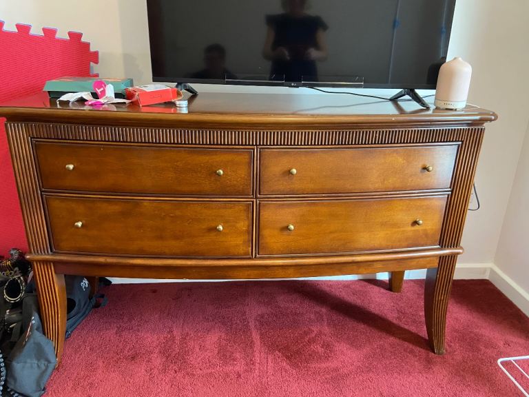 Wooden Chest of Drawers - Good Condition, 4-Drawer