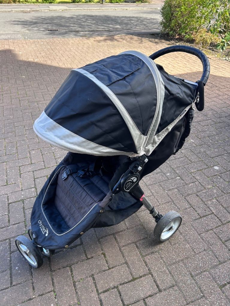 Baby Jogger City Mini Pushchair – Black, Good Condition
