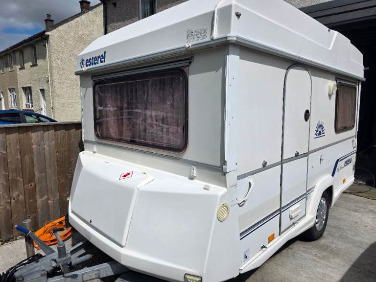 Esterol Top Volume 3 berth folding caravan. Awning
