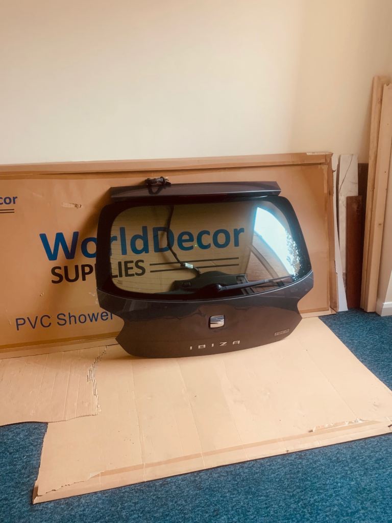 Seat ibiza boot lid 