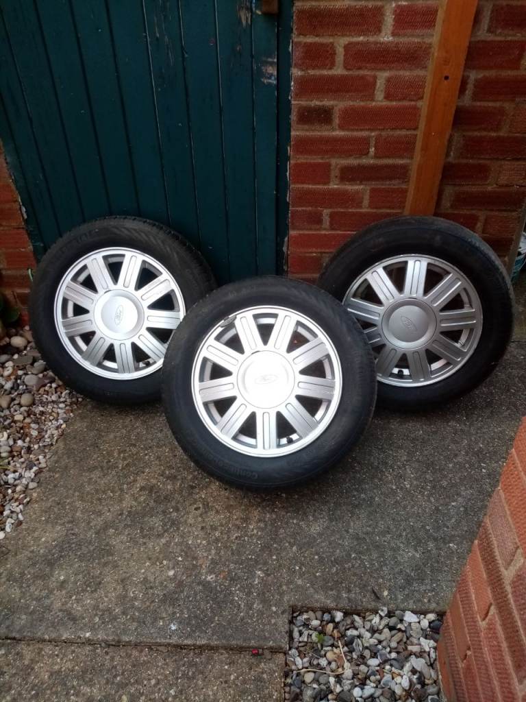 Mk5 ford fiesta alloys wheels 
