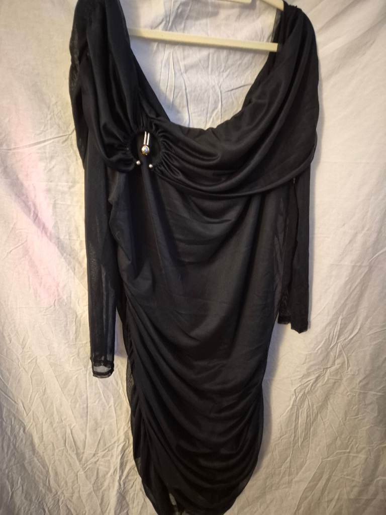 New boohoo black dress