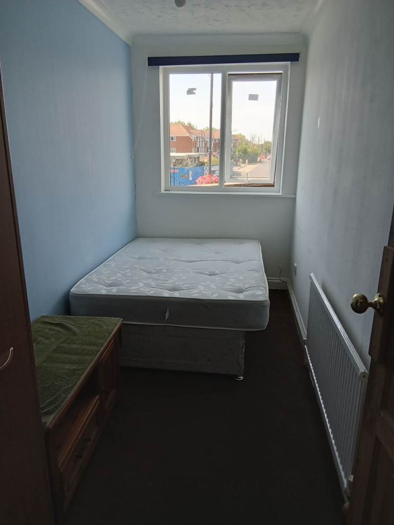 Room for rent canvey 