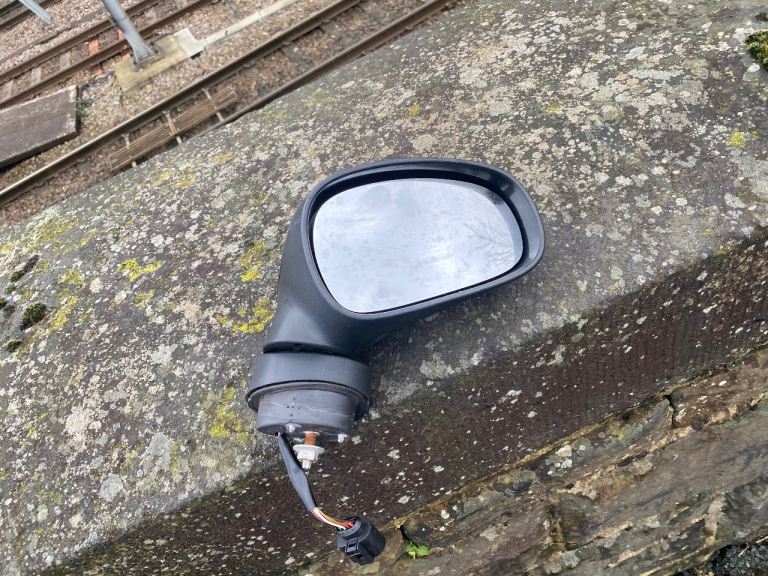 Seat Leon mk2 driver mirror 