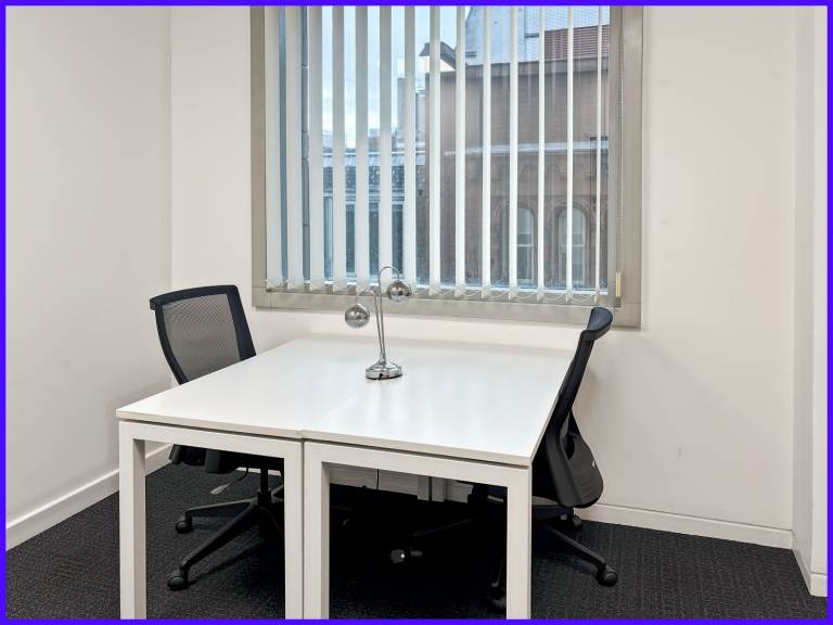 Manchester - M2 4WQ, 1 Work station private office to rent at 82 King Street