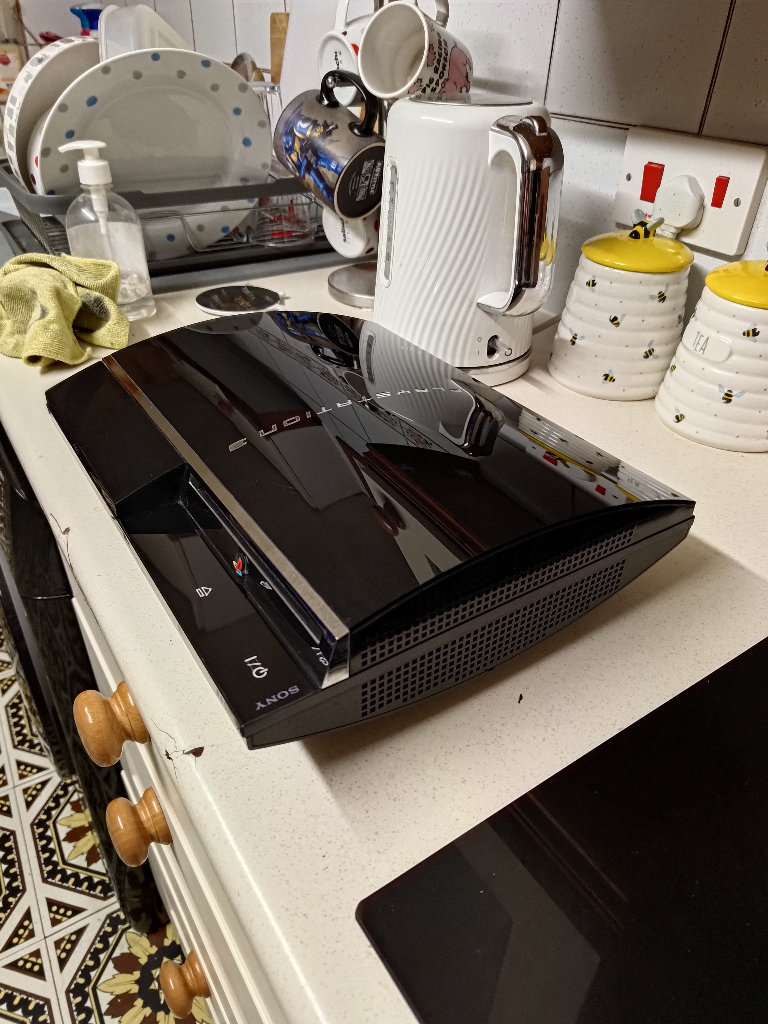 Console & PC Refurbishment | Original PS3 / PS3 Slim / Original PS4 / PS4 Slim / PS4 Pro / PC