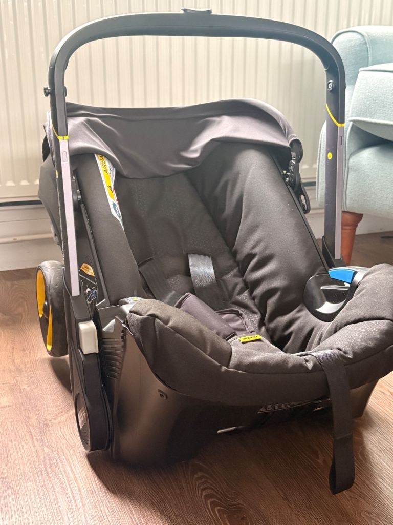 Doona Car Seat & Stroller – Black, Excellent Condition