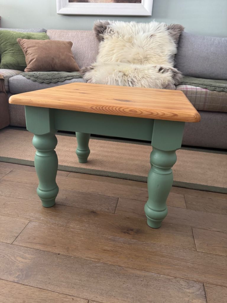Newly refurbished - Vintage Coffee Table