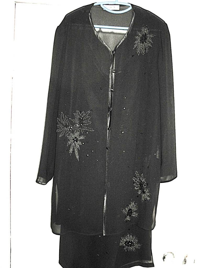 Vintage Jacques Vert – chiffon jacket + skirt, black, elegant beading + sequins, size UK 20 or L
