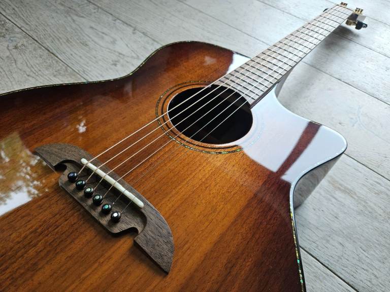 Alvarez Masterworks Elite 77 Acoustic Guitar - As Good As New