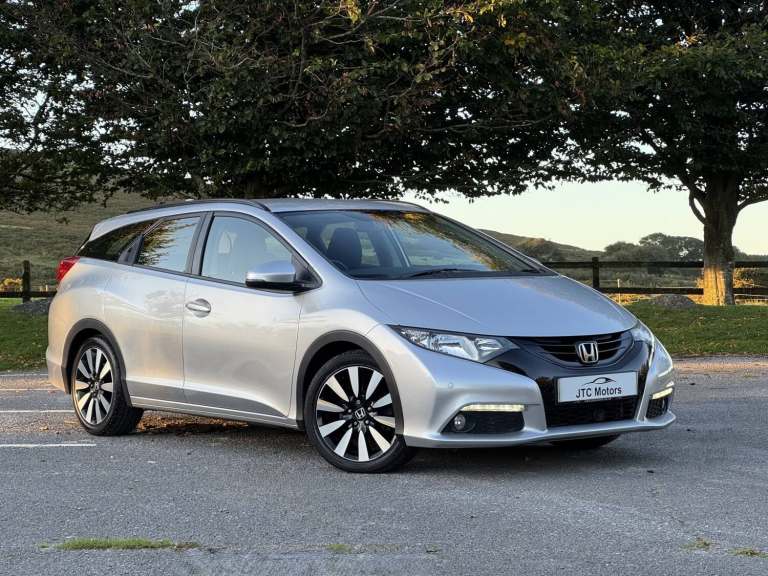 2014 Honda Civic 1.8 i-VTEC SE Plus 5dr Auto, Silver, Petrol + Amazing History Estate Petrol Auto...
