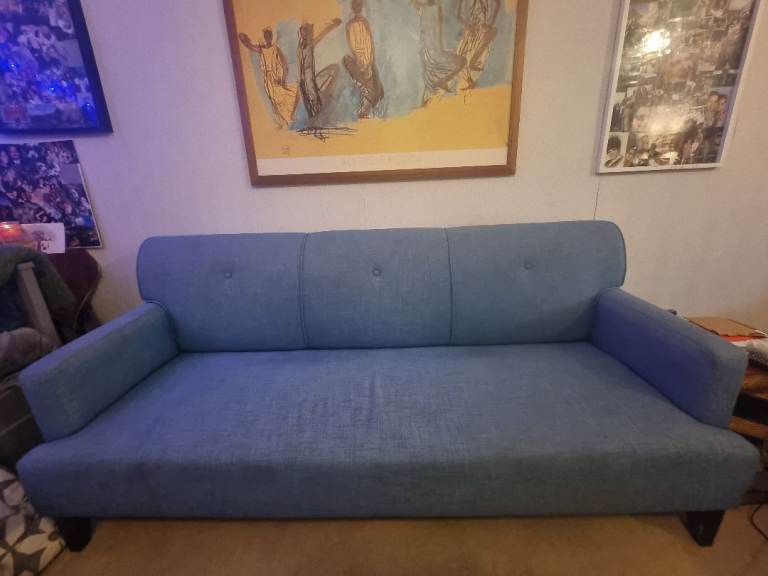 Free Sofa