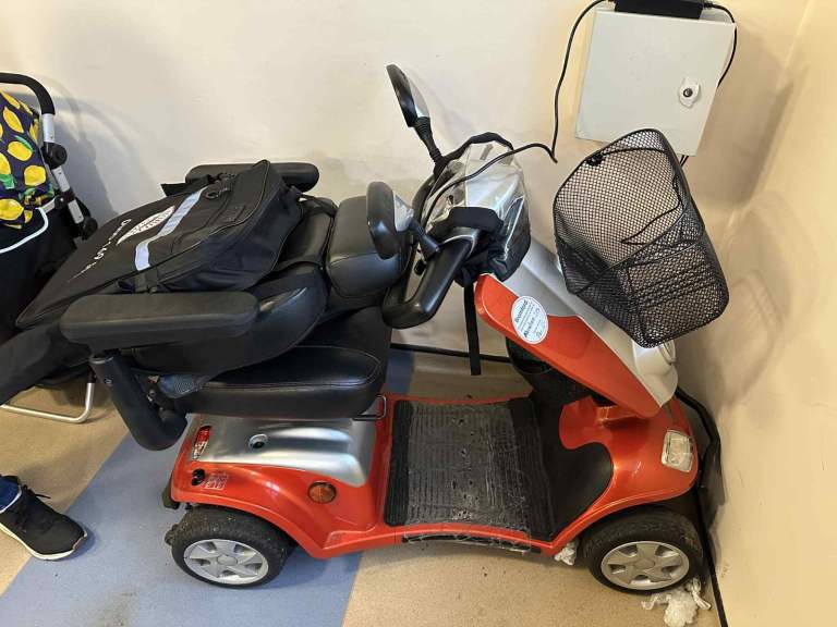 Geo 8 Mobility Scooter