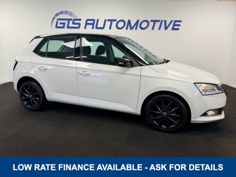 2019 Skoda Fabia 1.0 TSI COLOUR EDITION FIVE DOOR 95 BHP + PARKING SENSORS + APPLE PLAY Hatchback...