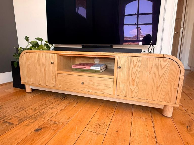 TV unit - Natural ash