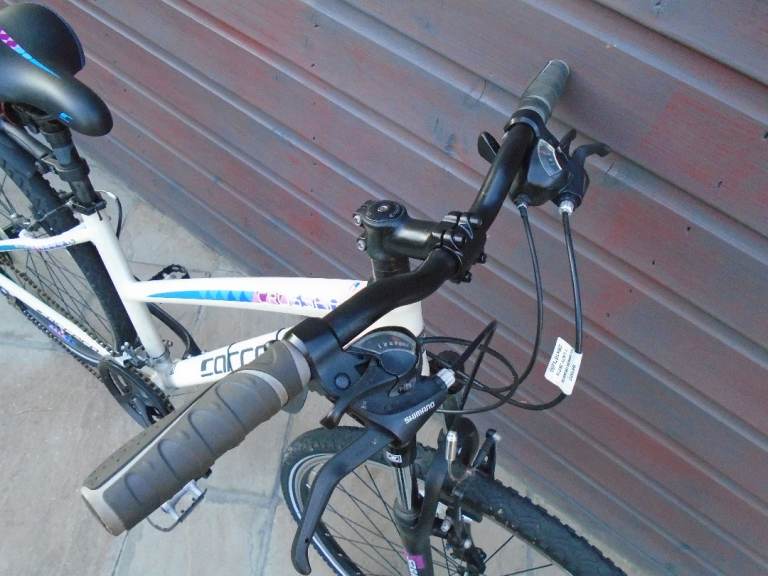 Carrera crossfire ladies hybrid bike, 16” lightweight frame, 28” wheels ...