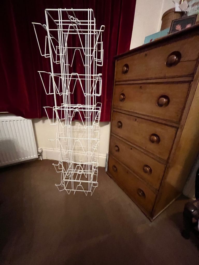 Card Stand / Rack