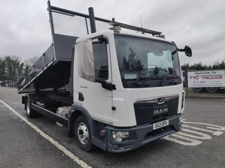 2021 Man TGL 12.220, 12 ton gross, 4X2, 16ft dropside tipper 