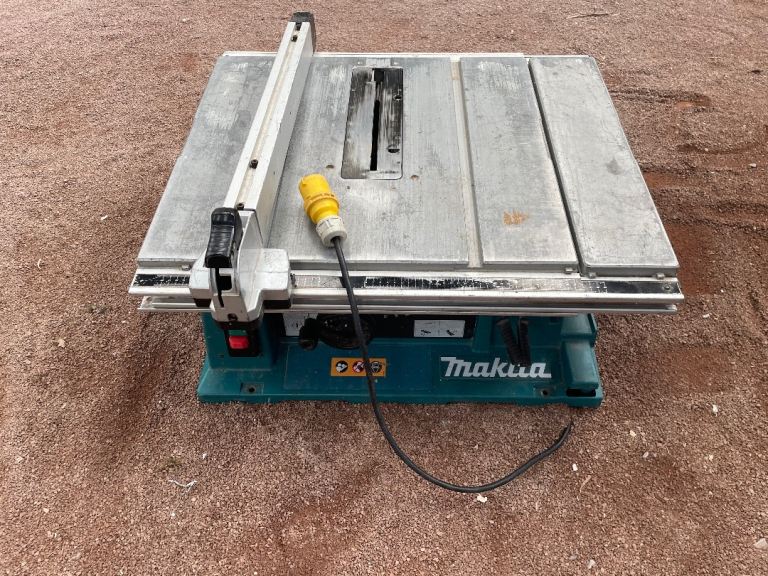 Makita table saw .
