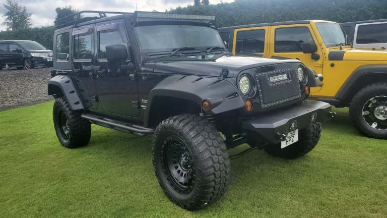 Jeep Wrangler jk 3.8 V6 petrol auto black fresh japanese import - top class 