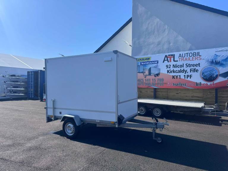 BRAND NEW 8ft x 5ft x 6ft Single Axle Box Trailer With Barn Doors 750KG