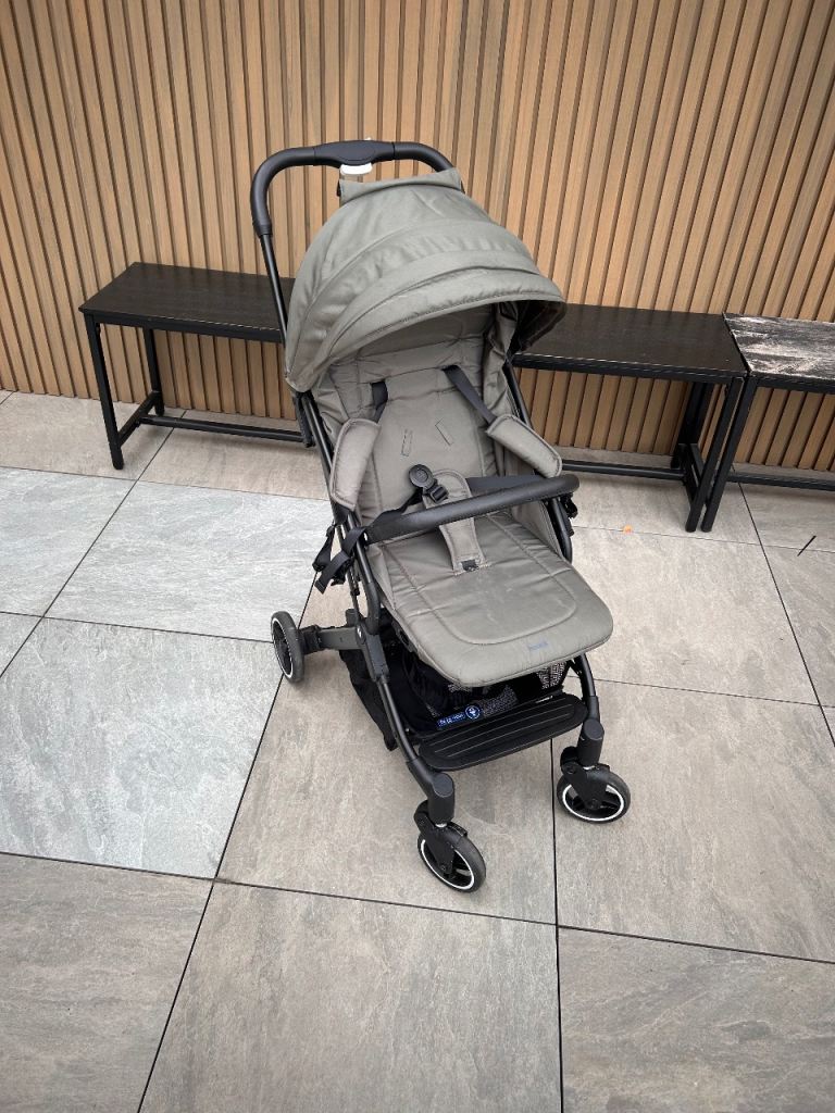 Hauck Travel N Care Pushchair