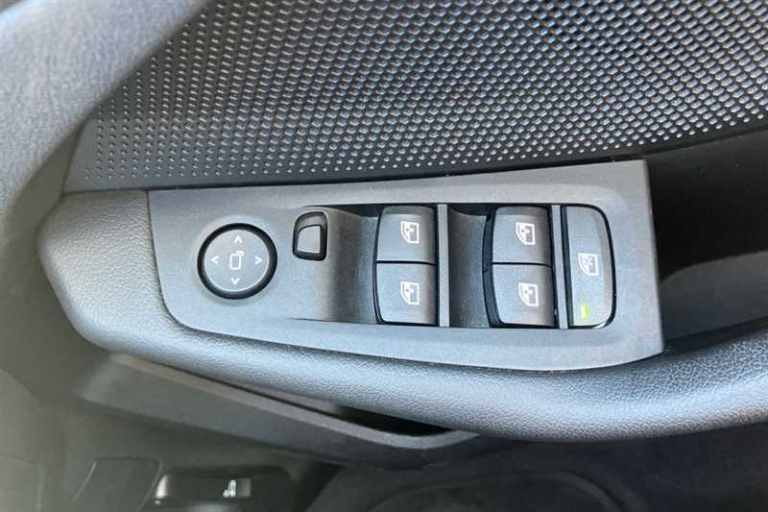 2022 BMW 1 Series 118i [136] SE 5dr [Live Cockpit Professional] HATCHBACK PETROL Manual