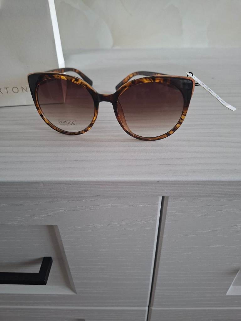 Katie Loxton Tortoiseshell Sunglasses with Case – Brand New