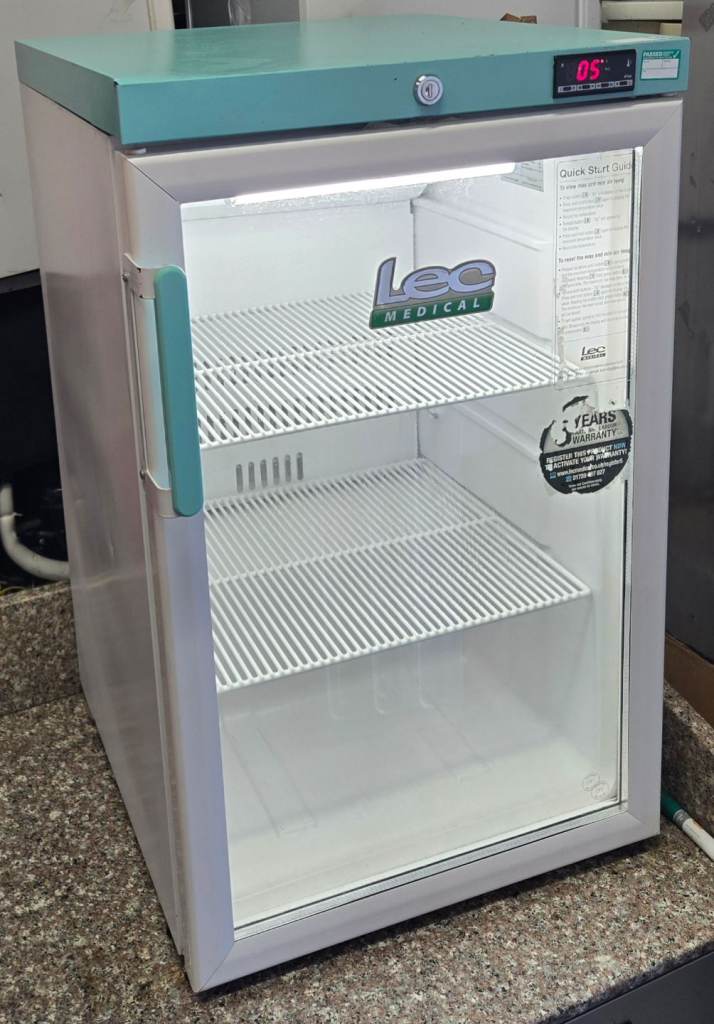 Lec PG307C Glass-Door Under counter Pharmacy, Display Lab Medical Fridge, Pharmacy FRIDGE