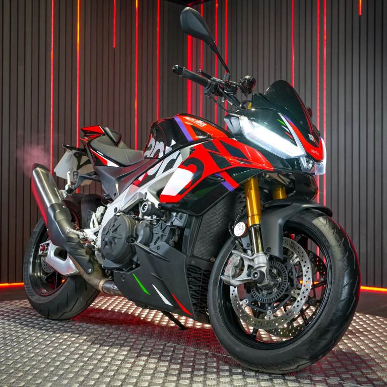 IMMACULATE APRILIA RACING TUONO V4 1100 FACTORY TIME ATTACK MOTORBIKE. EXTENDED WARRANTY TO DEC 2027