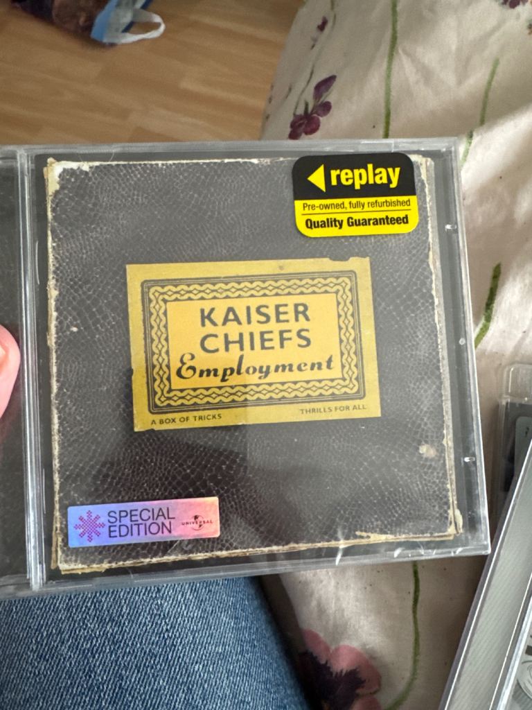 Kaiser chiefs, Employement