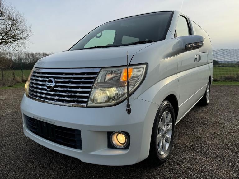 2005 Nissan Elgrand 3.5 X 8 SEATER 4X4 AUTOMATIC * ONLY 24000 MILES * TOP GRADE 4B *  Petrol Auto...