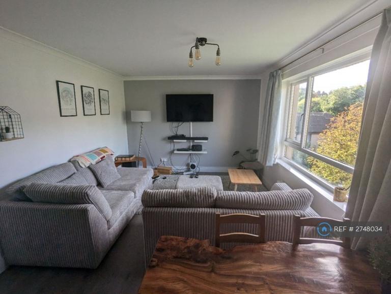 2 bedroom flat in Whitingford, Edinburgh, EH6 (2 bed) (#2748034)