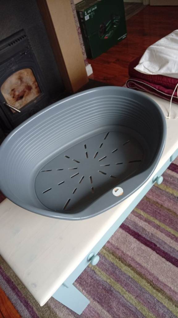 Plastic dog bed