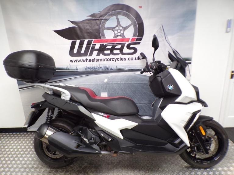 2018 BMW C400X SE ONLY 11025 MILES FROM NEW