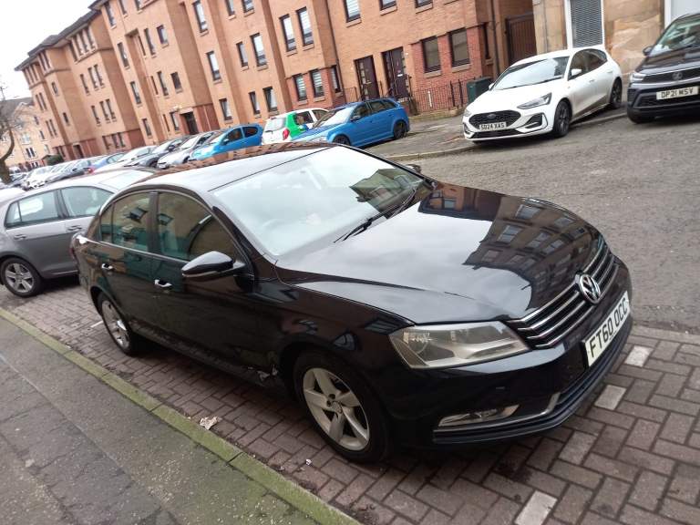 Volkswagen, PASSAT, Saloon, 2011, Manual, 1598 (cc), 4 doors