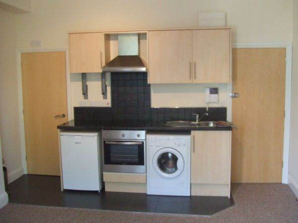 Studio Flat in Clifton