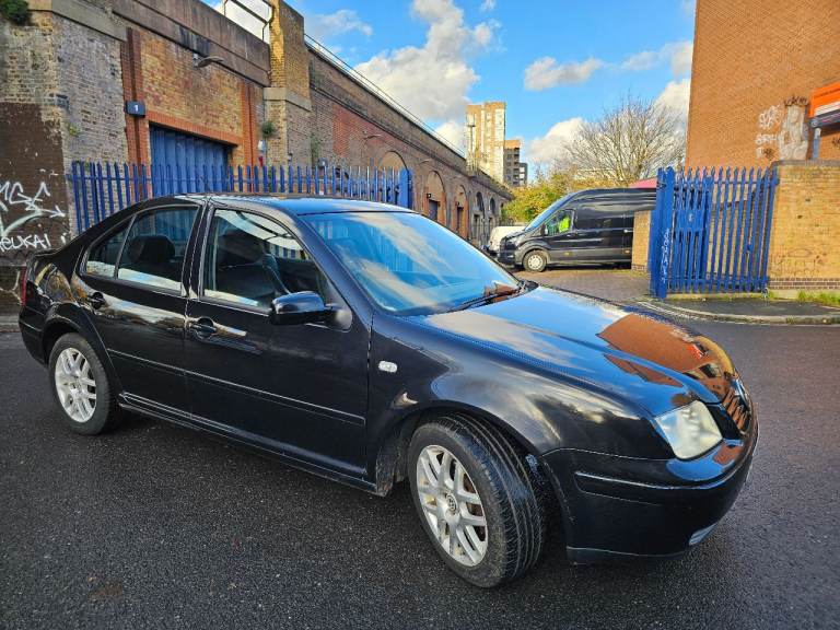 Volkswagen, BORA, Saloon, 2005, Automatic, 1595 (cc), 4 doors